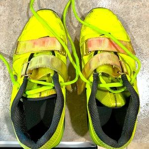 Nike Lifters Romaleos 2 size 5.5 in kids. Fits a Woman’s size 7.